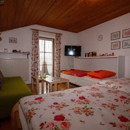 Ferienwohnung-staudacher Apartment